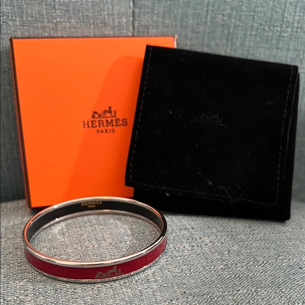 Hermès Red Enamel Bangle Bracelet with Dustbag & Box Jewelry Accessory EUC